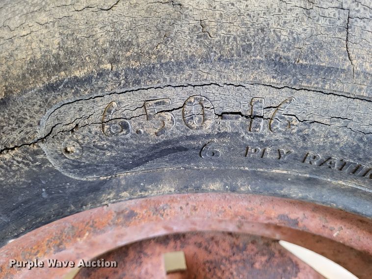 image for item LR9060 1978 Allis Chalmers AC5040  tractor