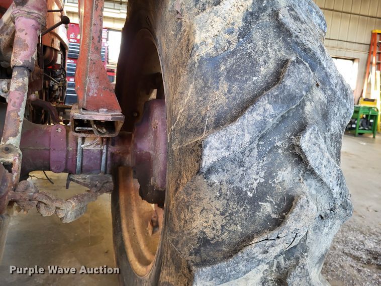 image for item LR9060 1978 Allis Chalmers AC5040  tractor