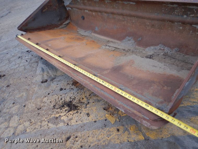 image for item LU9731 New Holland LS180  skid steer loader