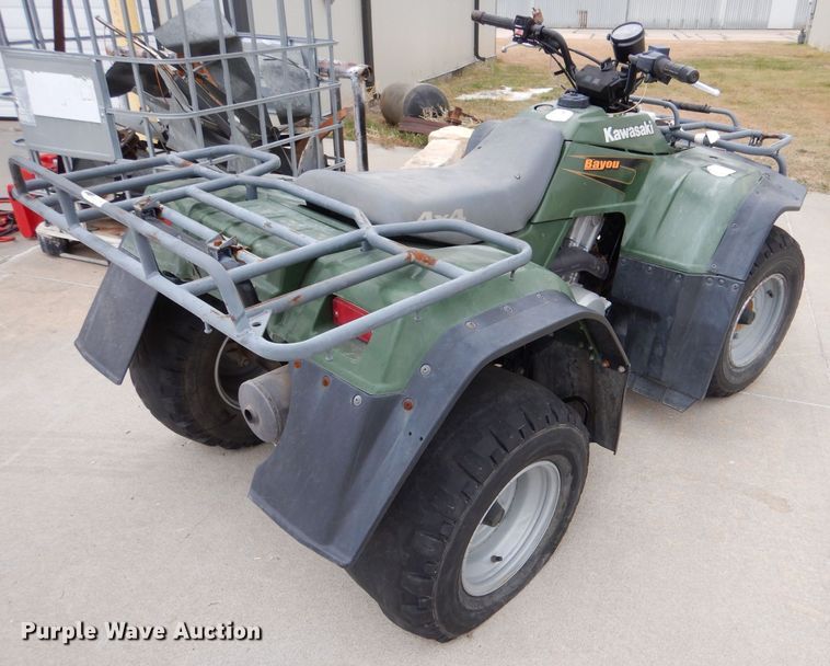 image for item LU9745 1999 Kawasaki Bayou 400  ATV