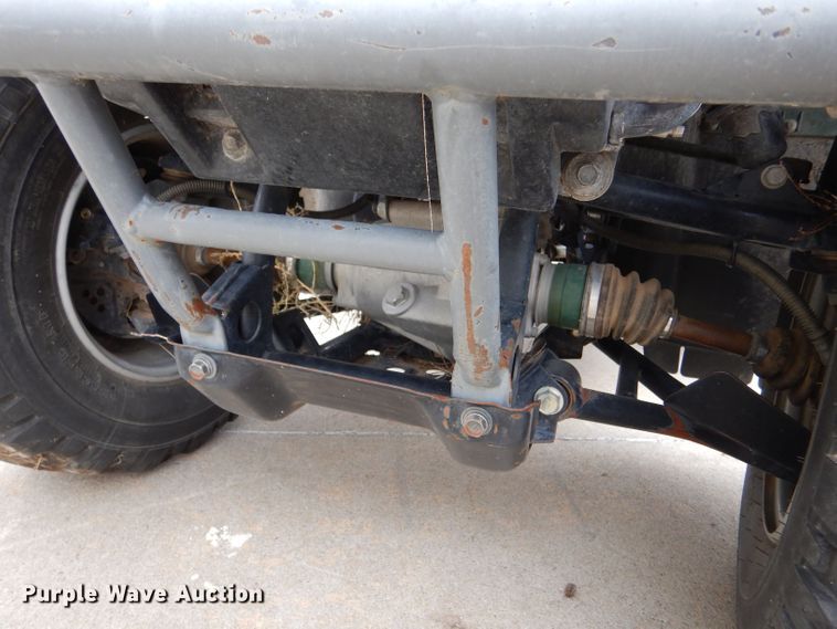 image for item LU9745 1999 Kawasaki Bayou 400  ATV