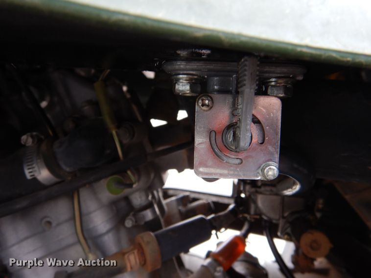 image for item LU9745 1999 Kawasaki Bayou 400  ATV