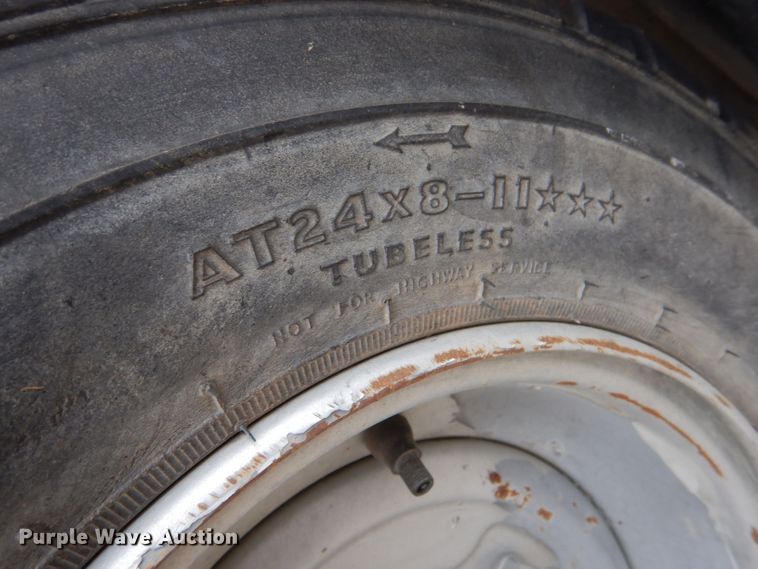 image for item LU9745 1999 Kawasaki Bayou 400  ATV