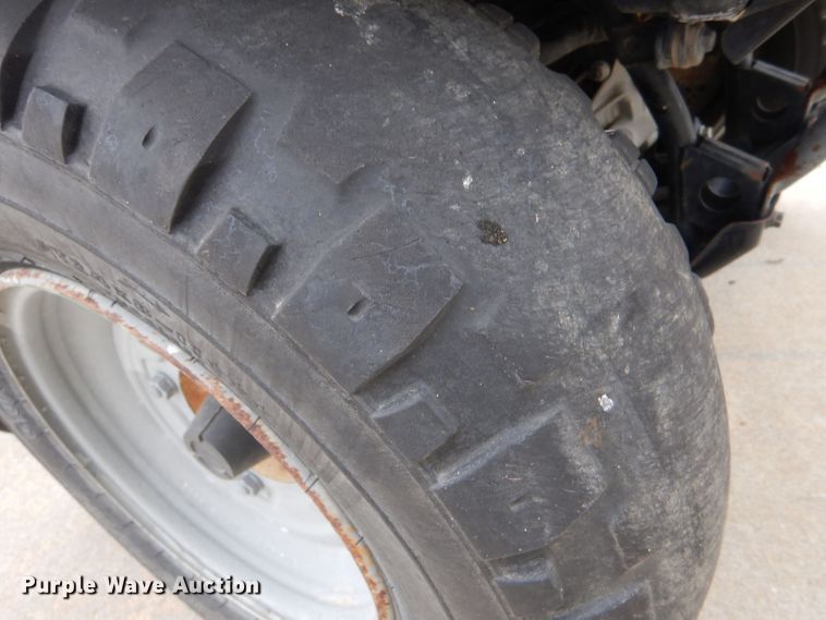 image for item LU9745 1999 Kawasaki Bayou 400  ATV