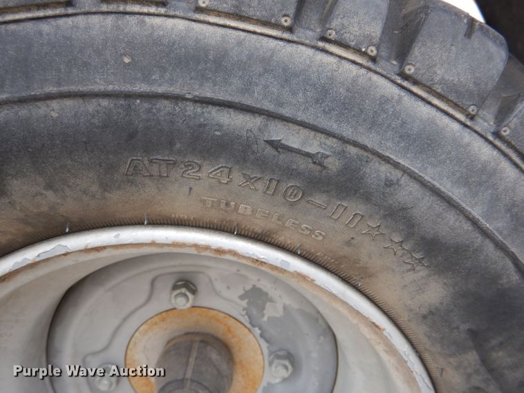 image for item LU9745 1999 Kawasaki Bayou 400  ATV