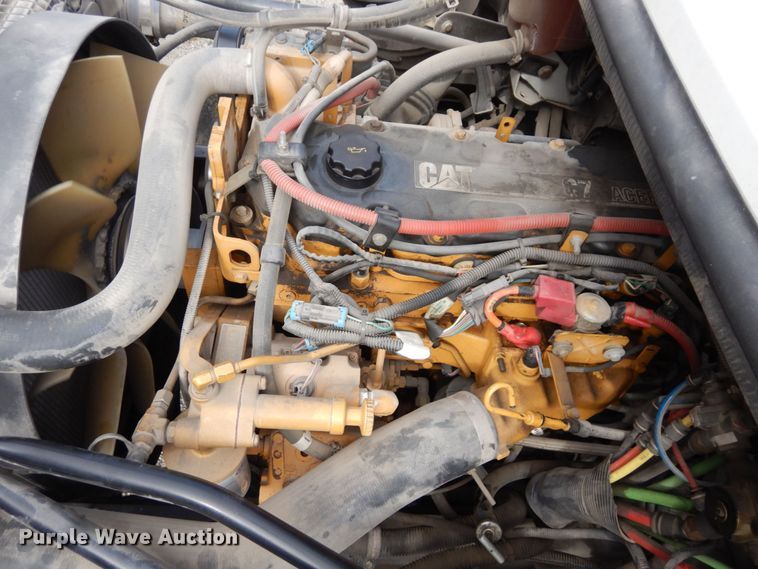 image for item LY9224 2005 Freightliner Business Class M2  bucket truck