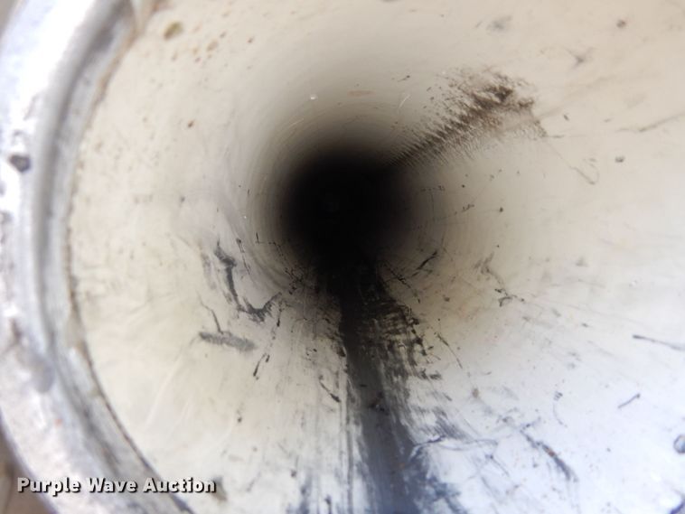 image for item LY9224 2005 Freightliner Business Class M2  bucket truck