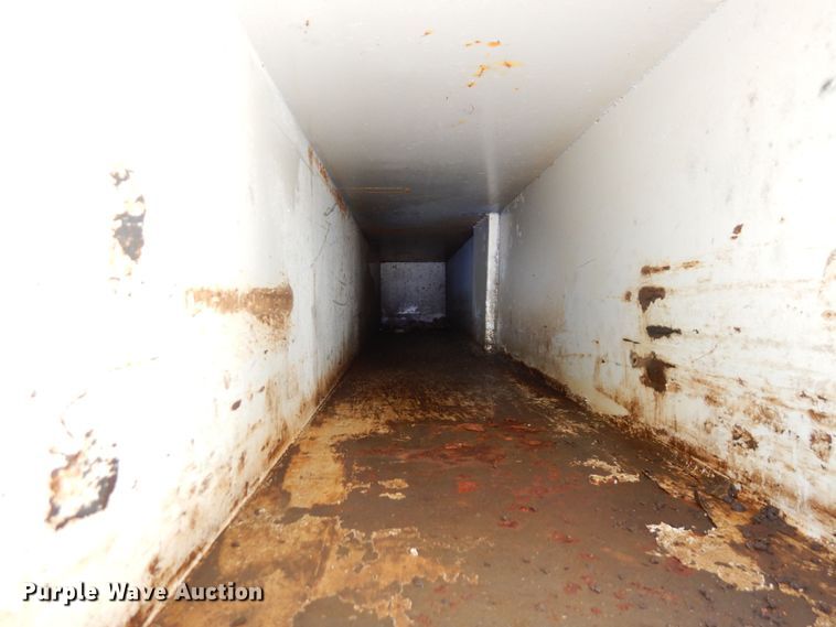 image for item LY9224 2005 Freightliner Business Class M2  bucket truck