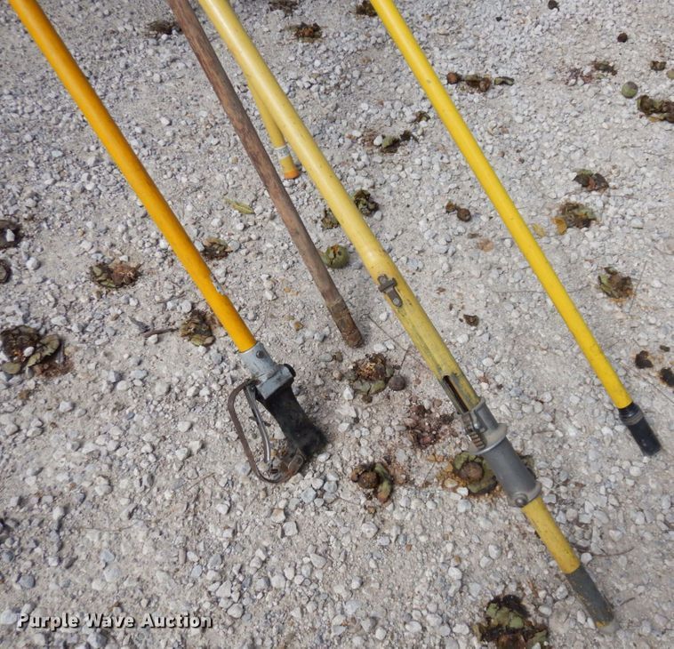 image for item LY9224 2005 Freightliner Business Class M2  bucket truck