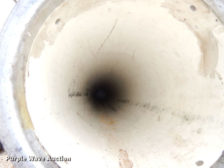 image for item LY9224 2005 Freightliner Business Class M2  bucket truck