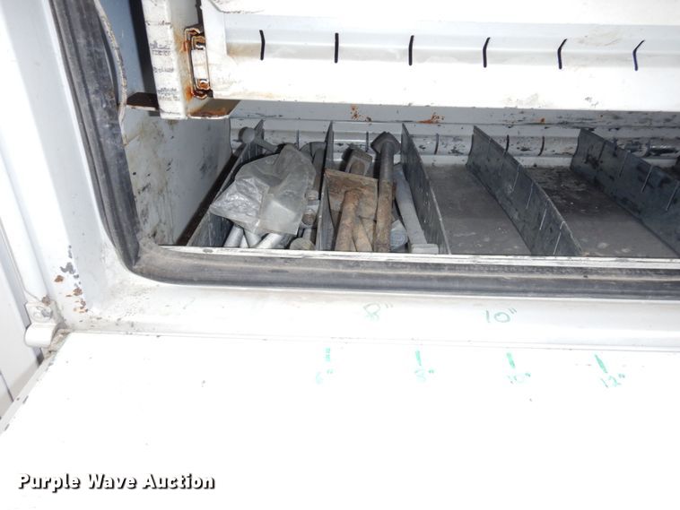 image for item LY9224 2005 Freightliner Business Class M2  bucket truck