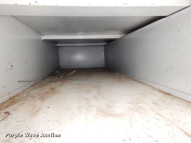 image for item LY9225 2001 Freightliner FL70  digger derrick truck