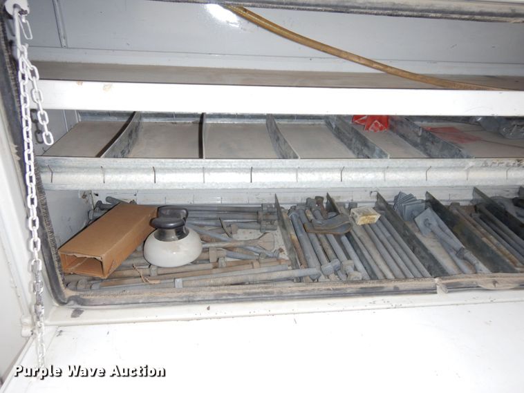 image for item LY9225 2001 Freightliner FL70  digger derrick truck