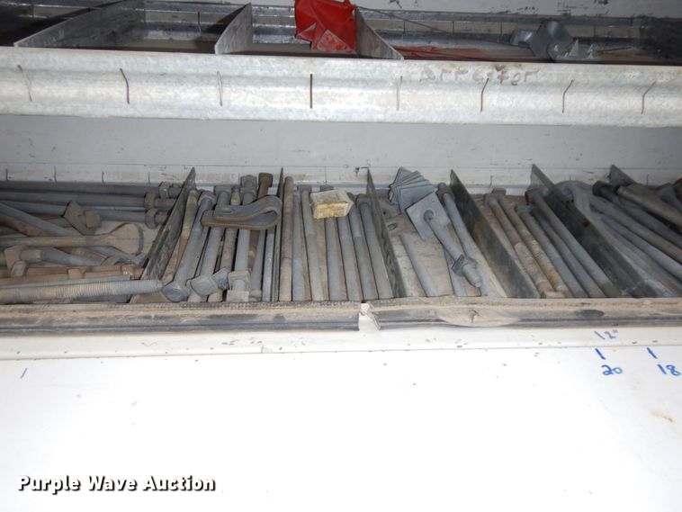 image for item LY9225 2001 Freightliner FL70  digger derrick truck