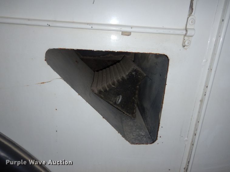 image for item LY9225 2001 Freightliner FL70  digger derrick truck