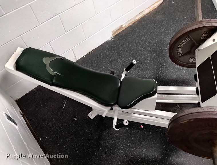 image for item LY9230 Cybex  leg press