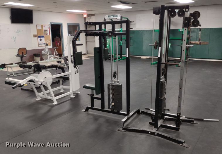 image for item LY9237 Weight lifting machines