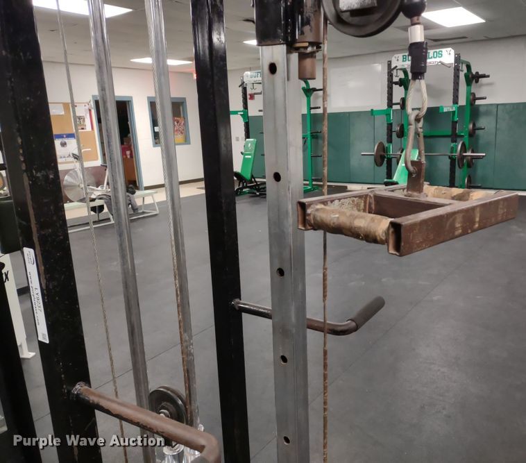 image for item LY9237 Weight lifting machines