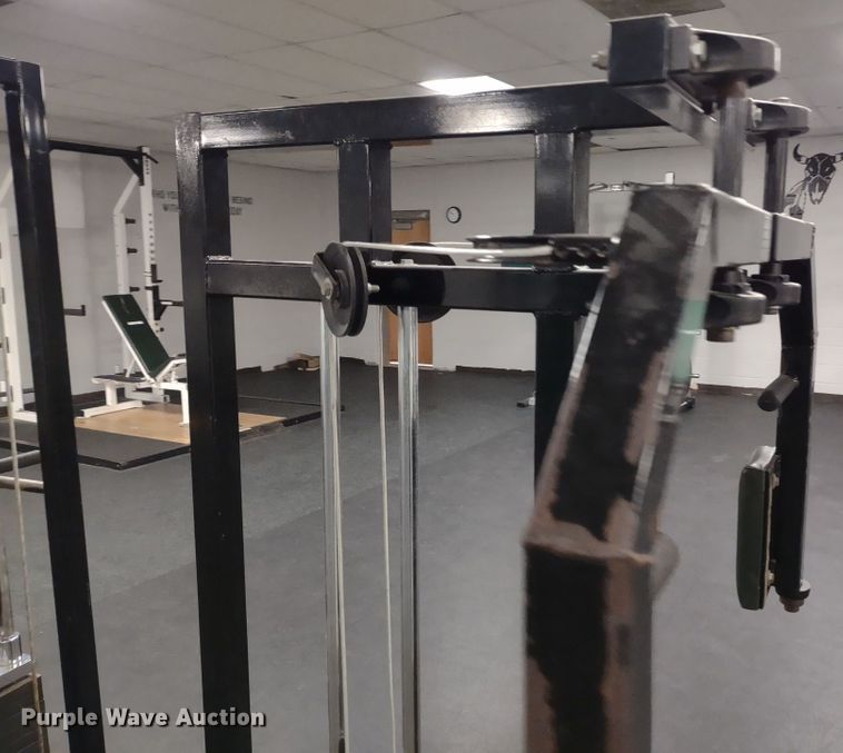 image for item LY9237 Weight lifting machines