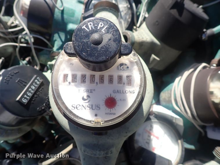 image for item MA9727 (20) totes of water meters