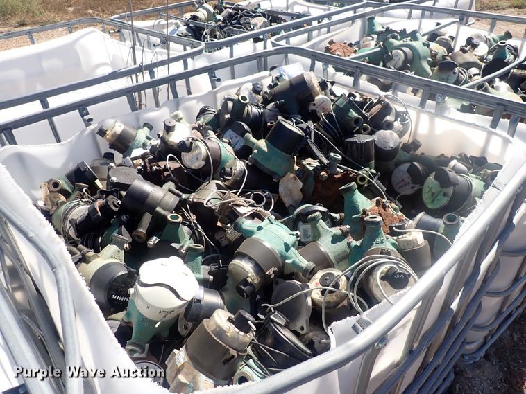 image for item MA9727 (20) totes of water meters