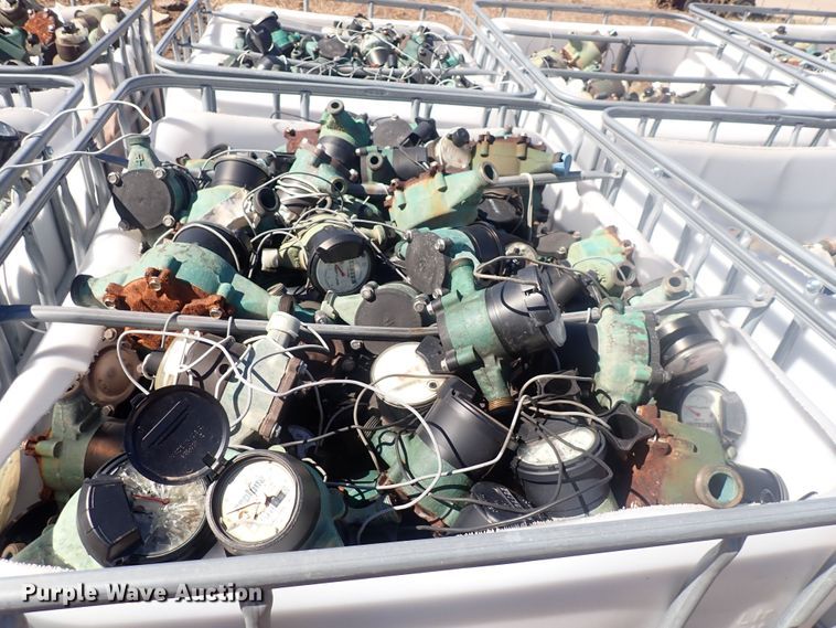 image for item MA9727 (20) totes of water meters