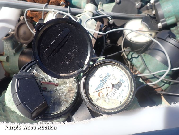 image for item MA9727 (20) totes of water meters