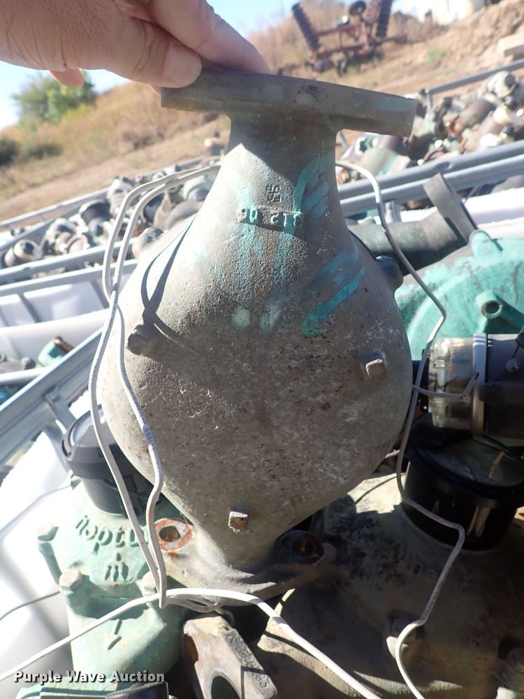 image for item MA9727 (20) totes of water meters