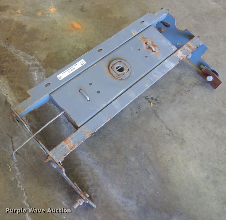 image for item MF9122 B&W  gooseneck hitch