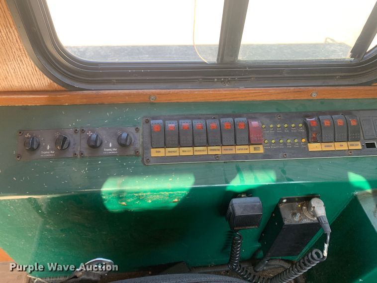 image for item MH9820 2006 Freightliner Double K Villager 208  trolley