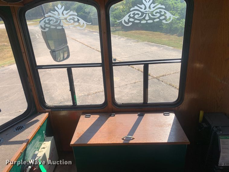 image for item MH9820 2006 Freightliner Double K Villager 208  trolley