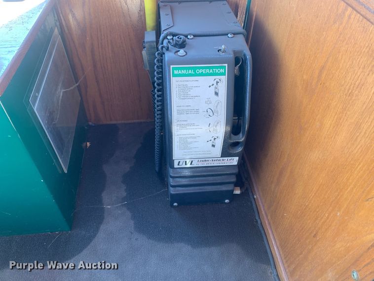 image for item MH9820 2006 Freightliner Double K Villager 208  trolley