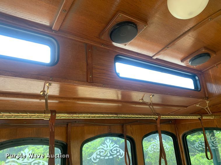 image for item MH9820 2006 Freightliner Double K Villager 208  trolley