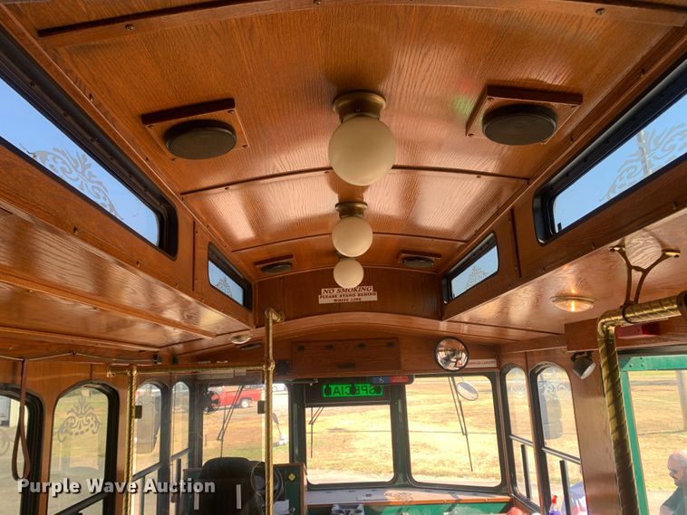 image for item MH9820 2006 Freightliner Double K Villager 208  trolley