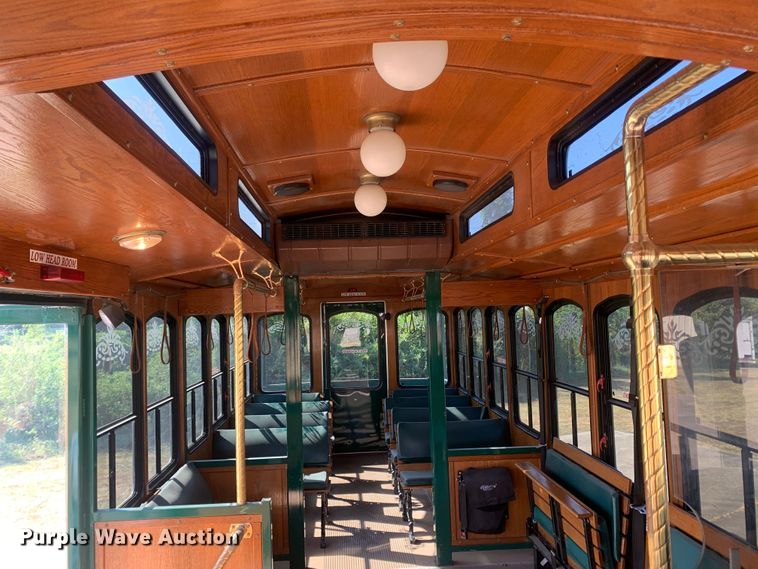 image for item MH9820 2006 Freightliner Double K Villager 208  trolley