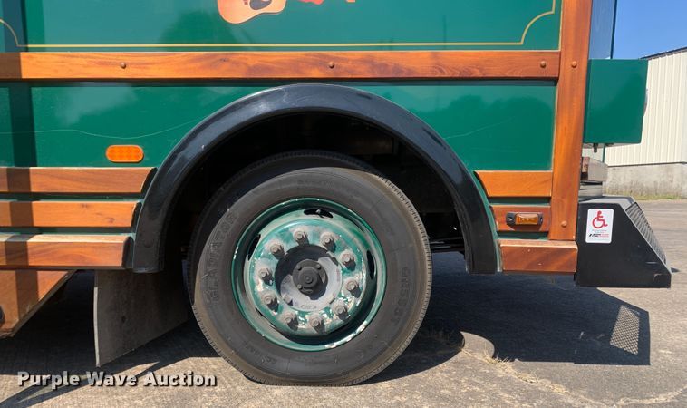 image for item MH9820 2006 Freightliner Double K Villager 208  trolley