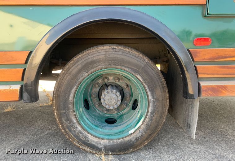 image for item MH9820 2006 Freightliner Double K Villager 208  trolley