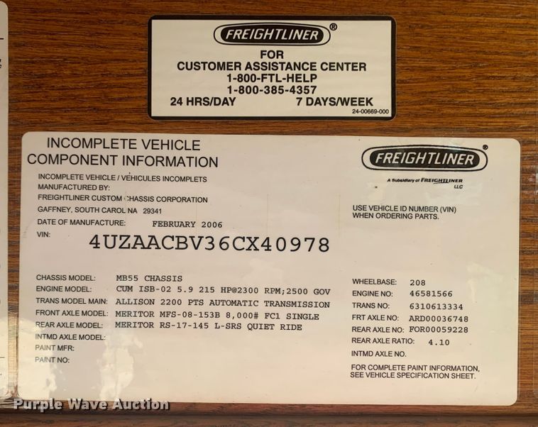 image for item MH9820 2006 Freightliner Double K Villager 208  trolley