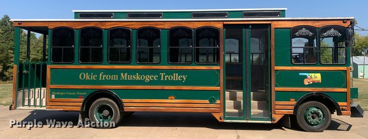 image for item MH9821 2006 Freightliner Double K Villager 208  trolley