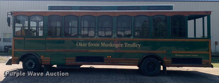 image for item MH9821 2006 Freightliner Double K Villager 208  trolley