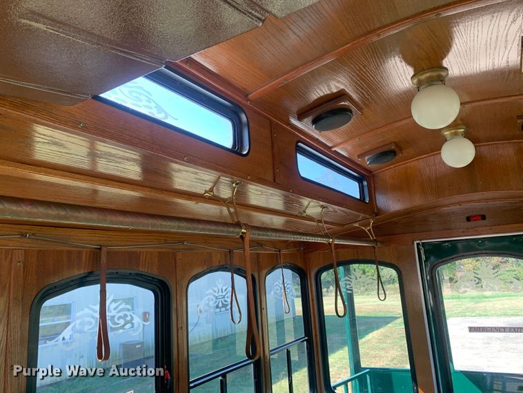 image for item MH9821 2006 Freightliner Double K Villager 208  trolley