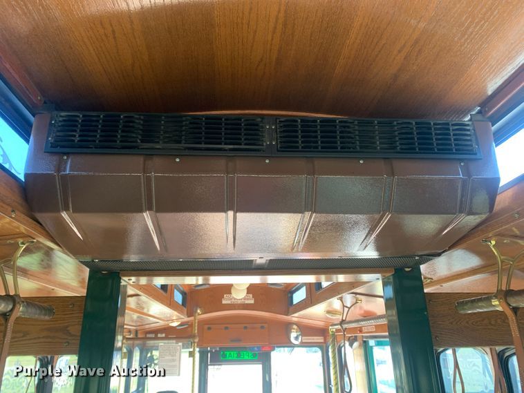 image for item MH9821 2006 Freightliner Double K Villager 208  trolley