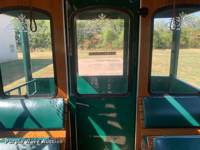 image for item MH9821 2006 Freightliner Double K Villager 208  trolley