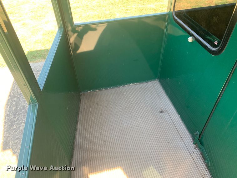 image for item MH9821 2006 Freightliner Double K Villager 208  trolley