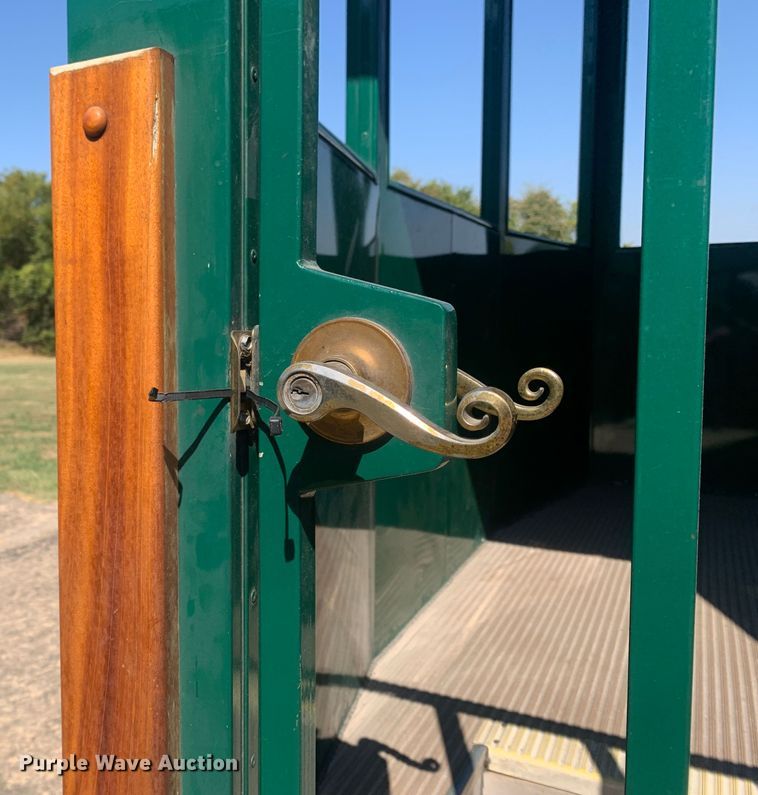 image for item MH9821 2006 Freightliner Double K Villager 208  trolley