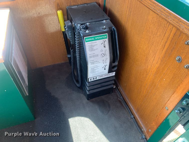 image for item MH9821 2006 Freightliner Double K Villager 208  trolley