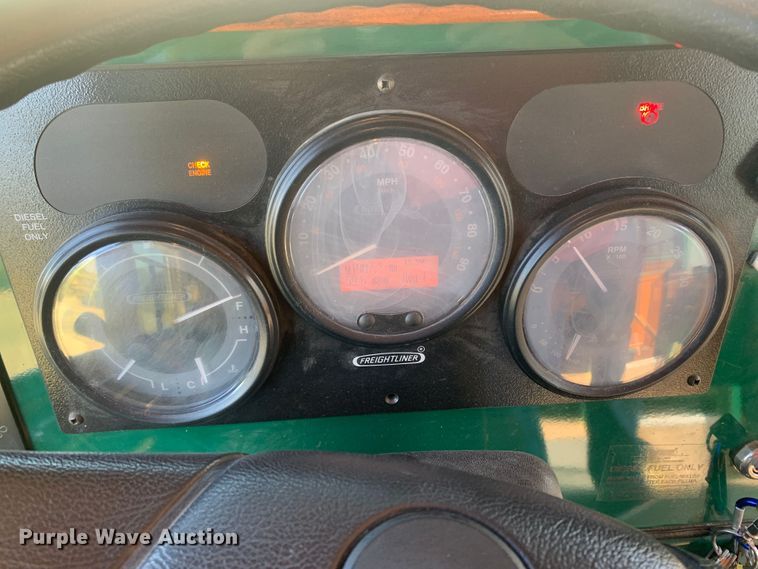 image for item MH9821 2006 Freightliner Double K Villager 208  trolley