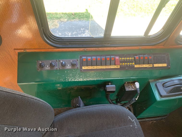 image for item MH9821 2006 Freightliner Double K Villager 208  trolley