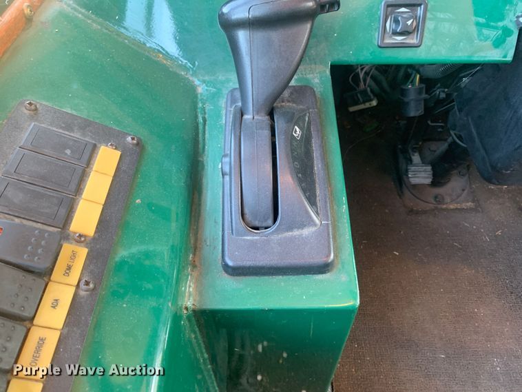 image for item MH9821 2006 Freightliner Double K Villager 208  trolley