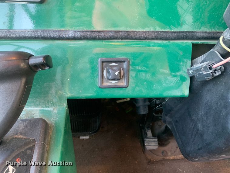 image for item MH9821 2006 Freightliner Double K Villager 208  trolley